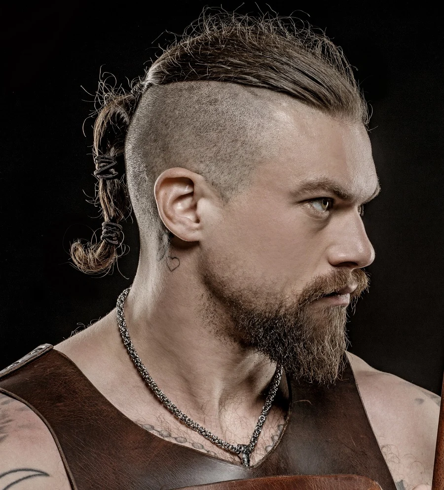 pointed Viking beard