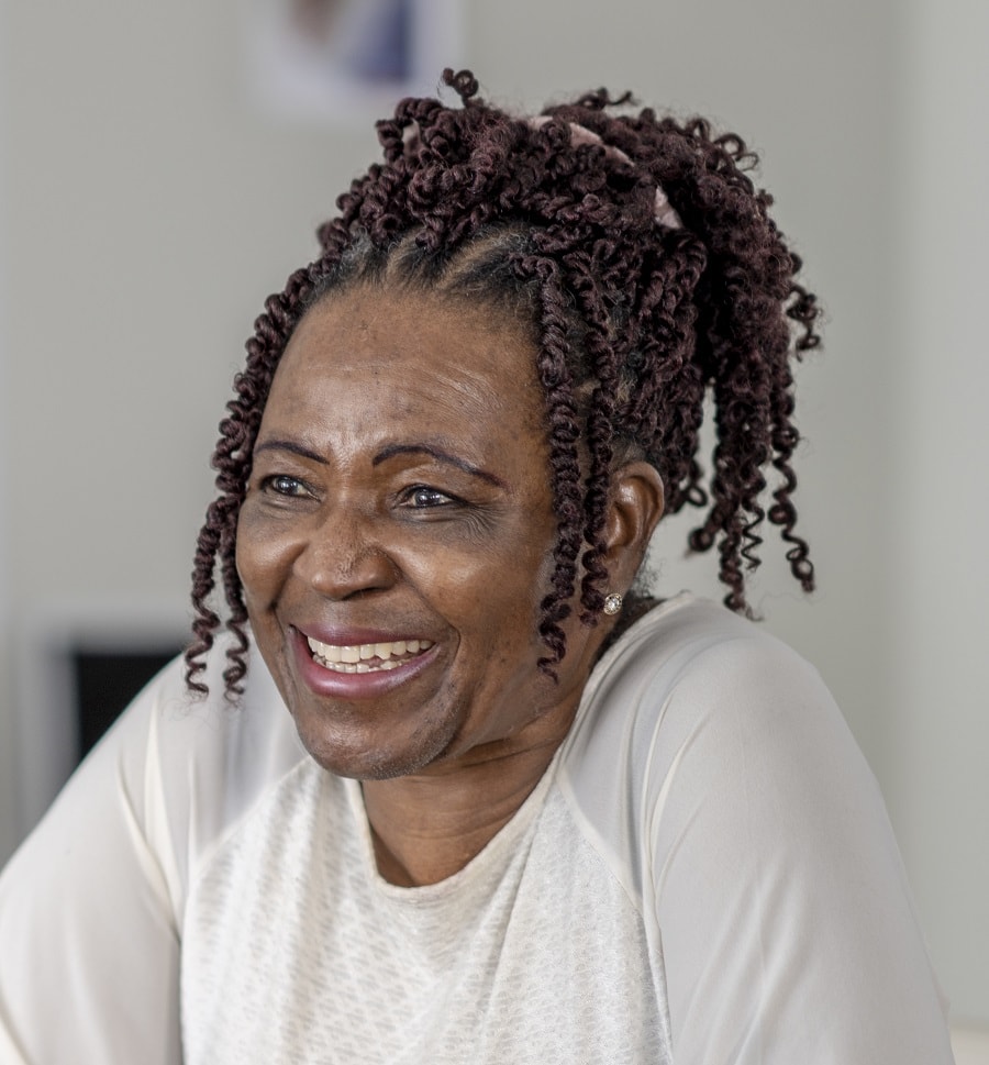ponytail for black women over 60