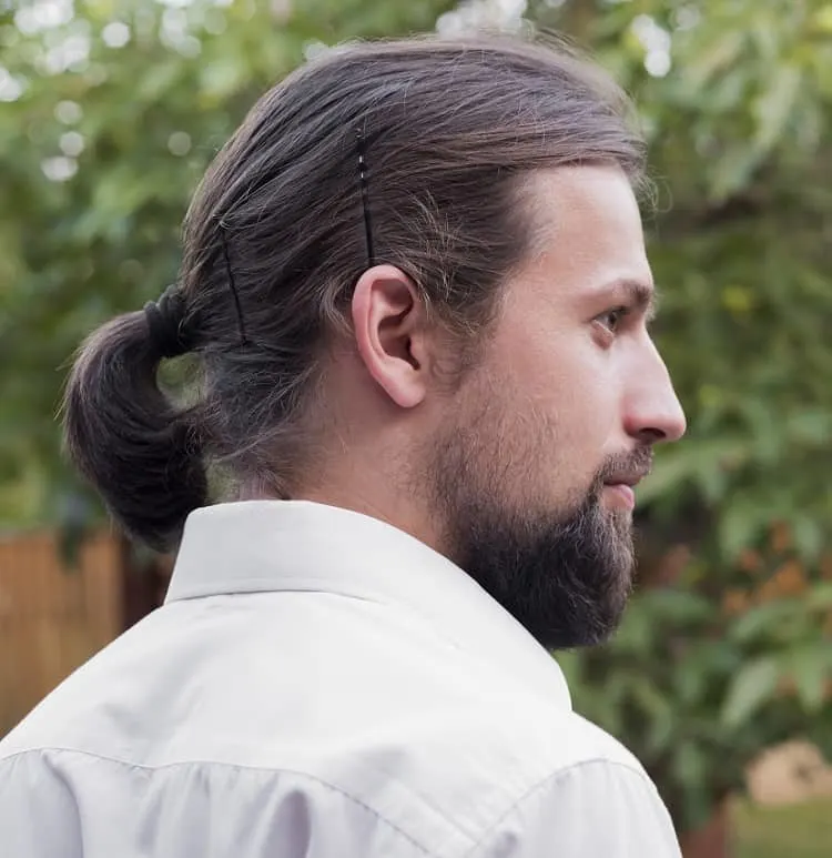 low ponytail for men