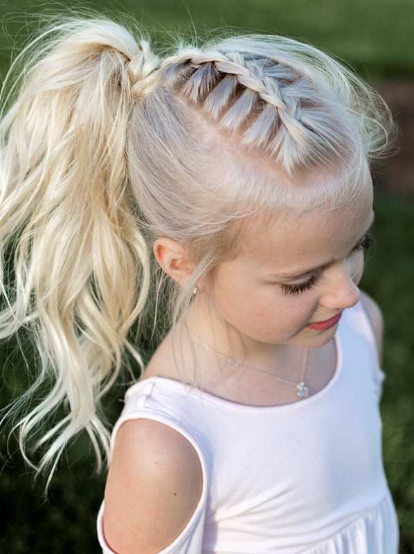 easy ponytail hairstyle for school