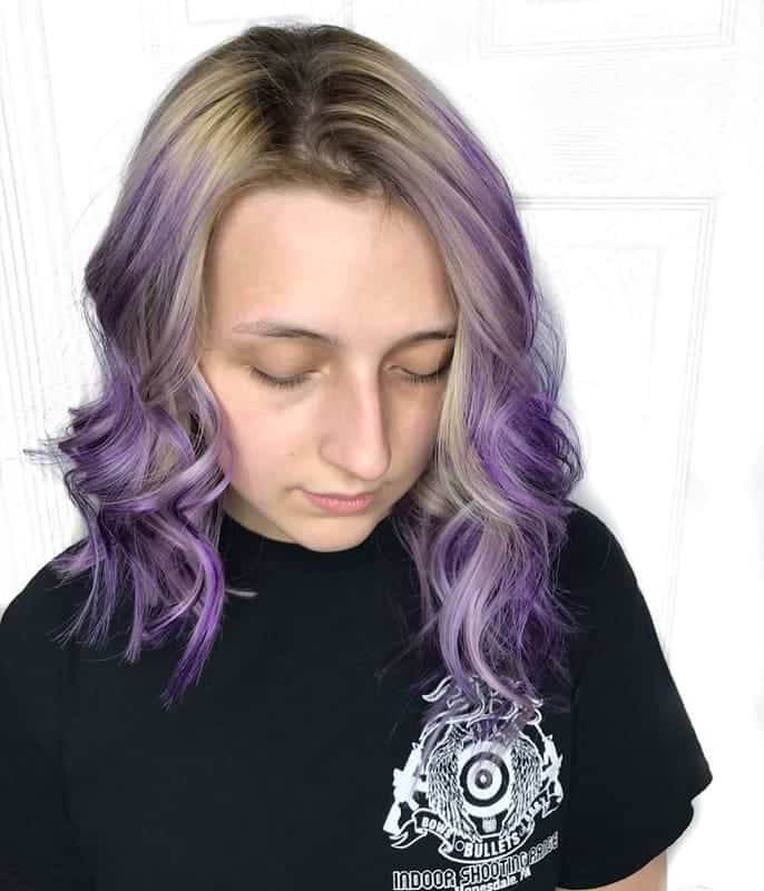 dark purple hair with highlights
