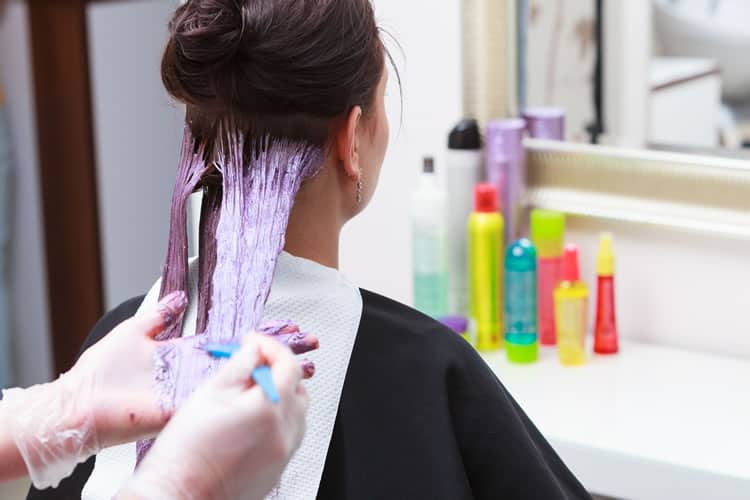 Tips to Dye Purple Streaks in Brown Hair