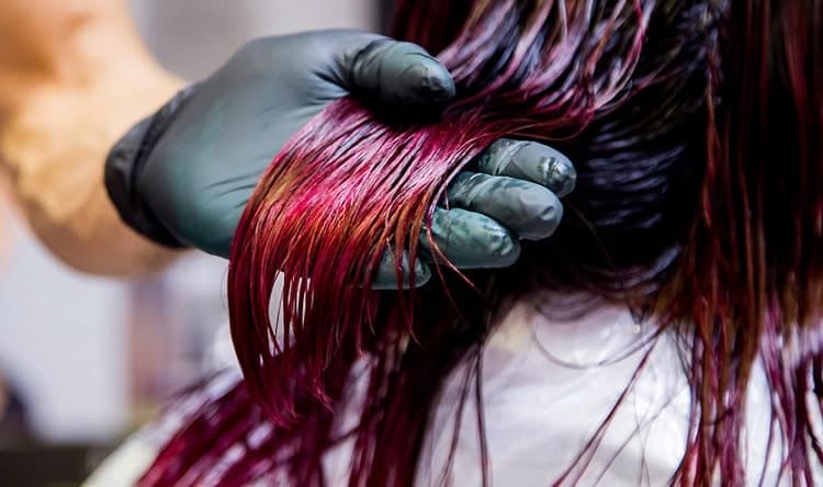How to Dye Hair in Red Wine Color