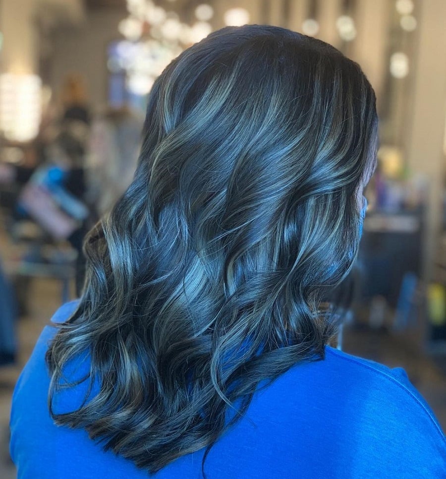 Inverted blue balayage hairstyle