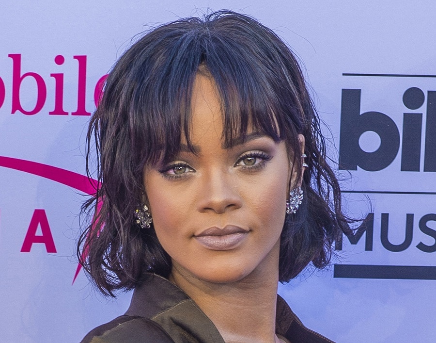 Rihanna with a bottle neck bob haircut
