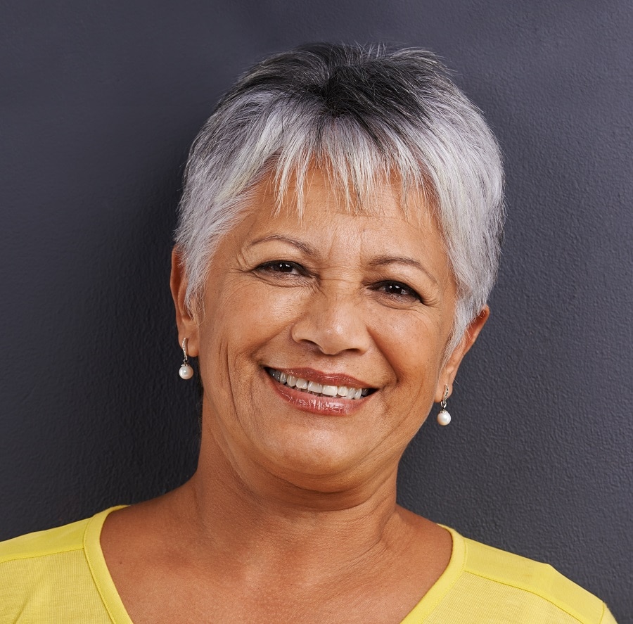 salt and pepper haircut for women over 50 with thin hair