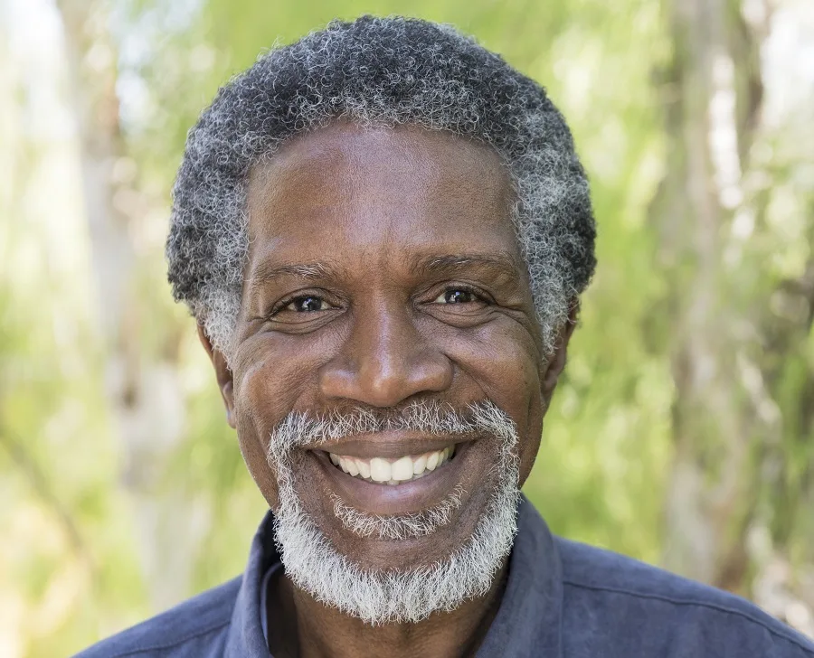 salt and pepper hairstyle for older black men