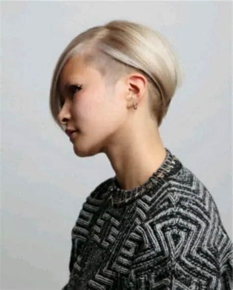 women with shaved undercut