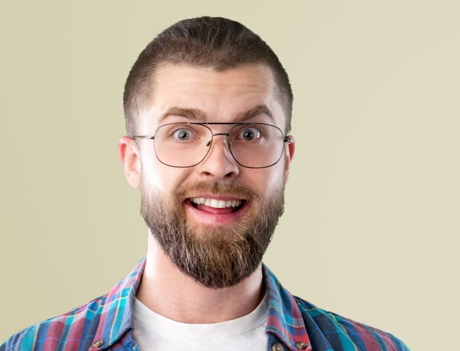 short beard for men with glasses