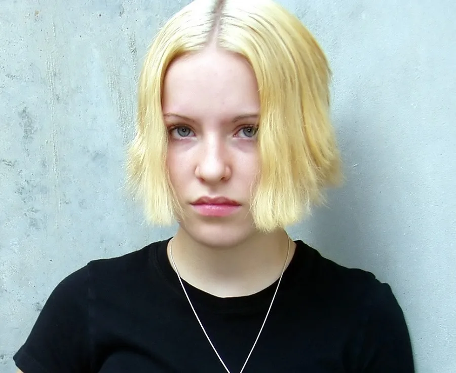 short blonde bob for teenage girls