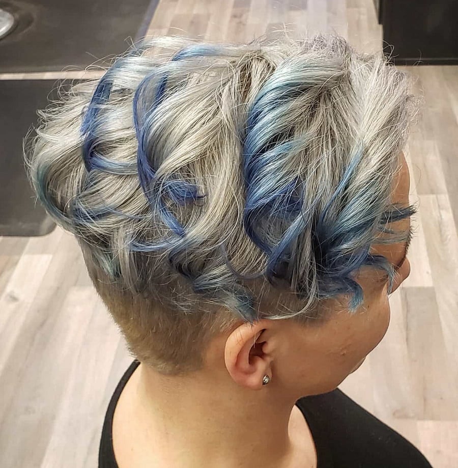 Short blonde hair with blue tips