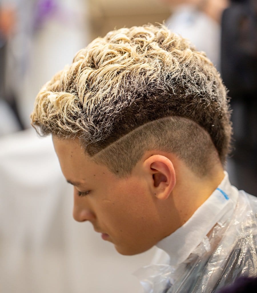 50 Best Short Wavy Hairstyles for Men in 2023