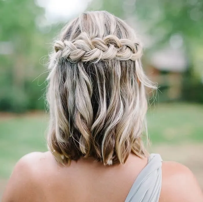 short braided hairstyle for wedding