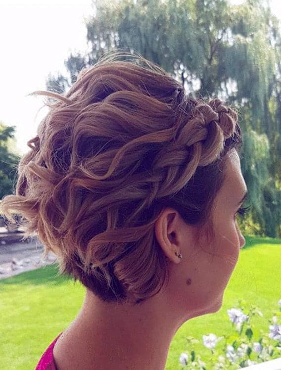 7 best bridesmaid hairstyles for short hair in 2021