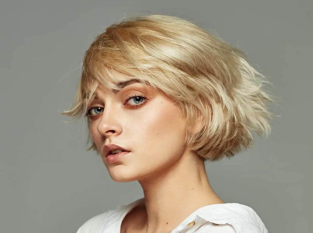 short choppy bob with bangs