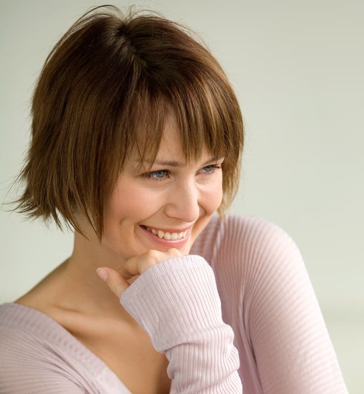 short choppy hairstyle for over 40