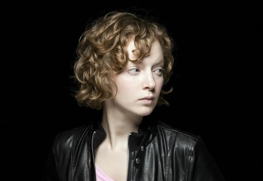 short curly bob for women