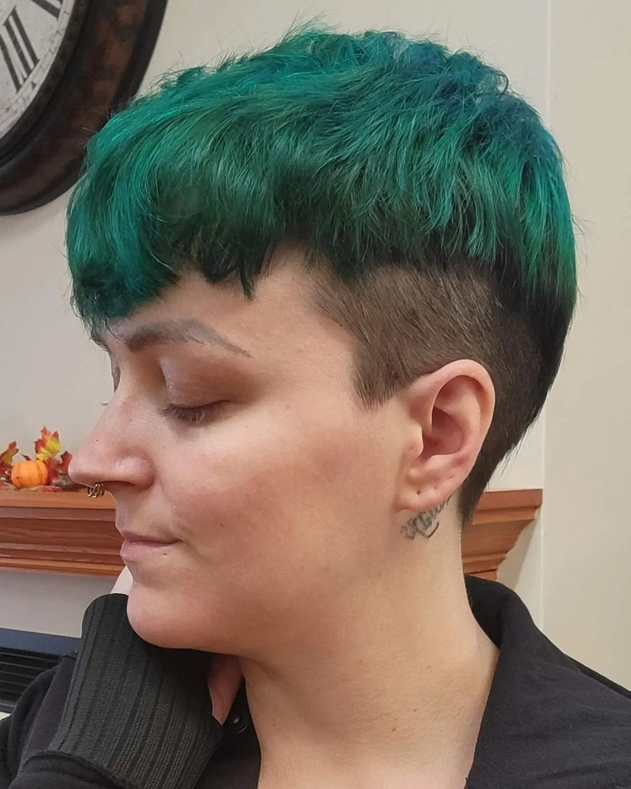 short emerald green hair