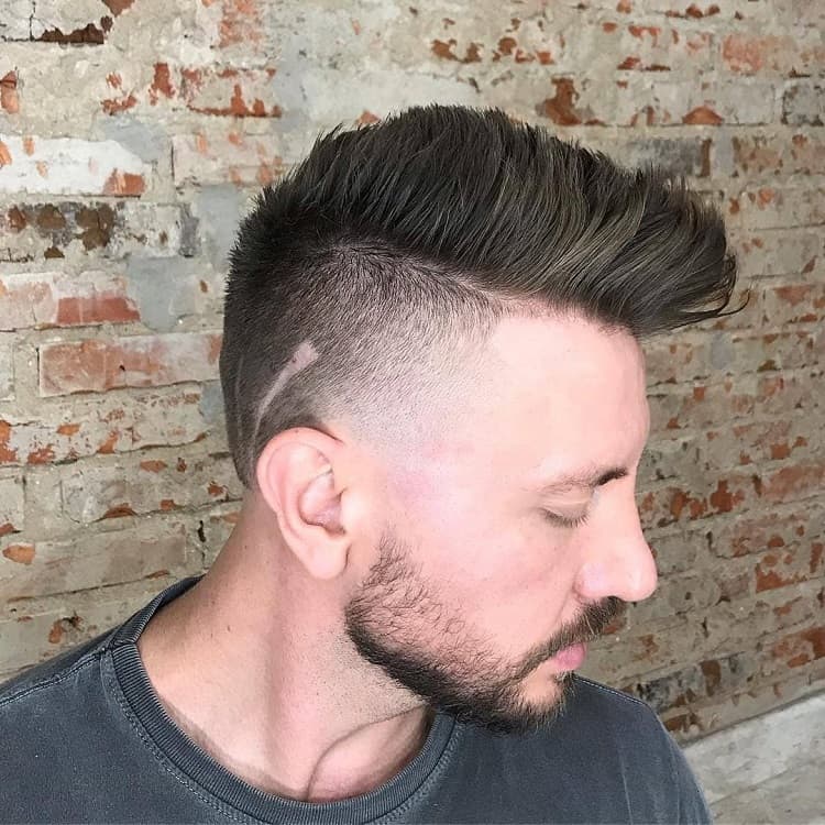 short faux hawk with taper fade