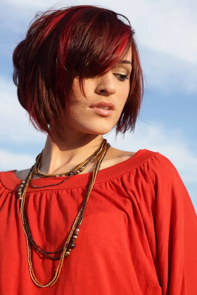 20 Cute and Fun Short Flip Hairstyles for Summer Romance