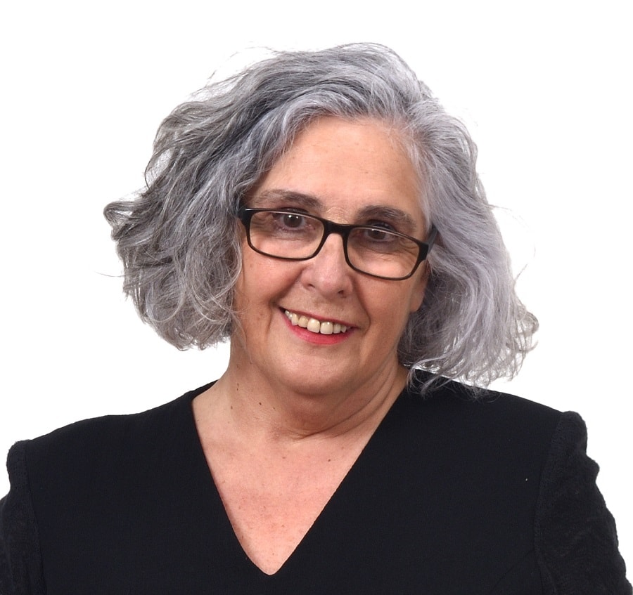 short grey hair for women over 50 with glasses