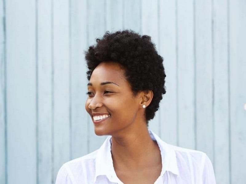 short haircuts for black women with round faces 