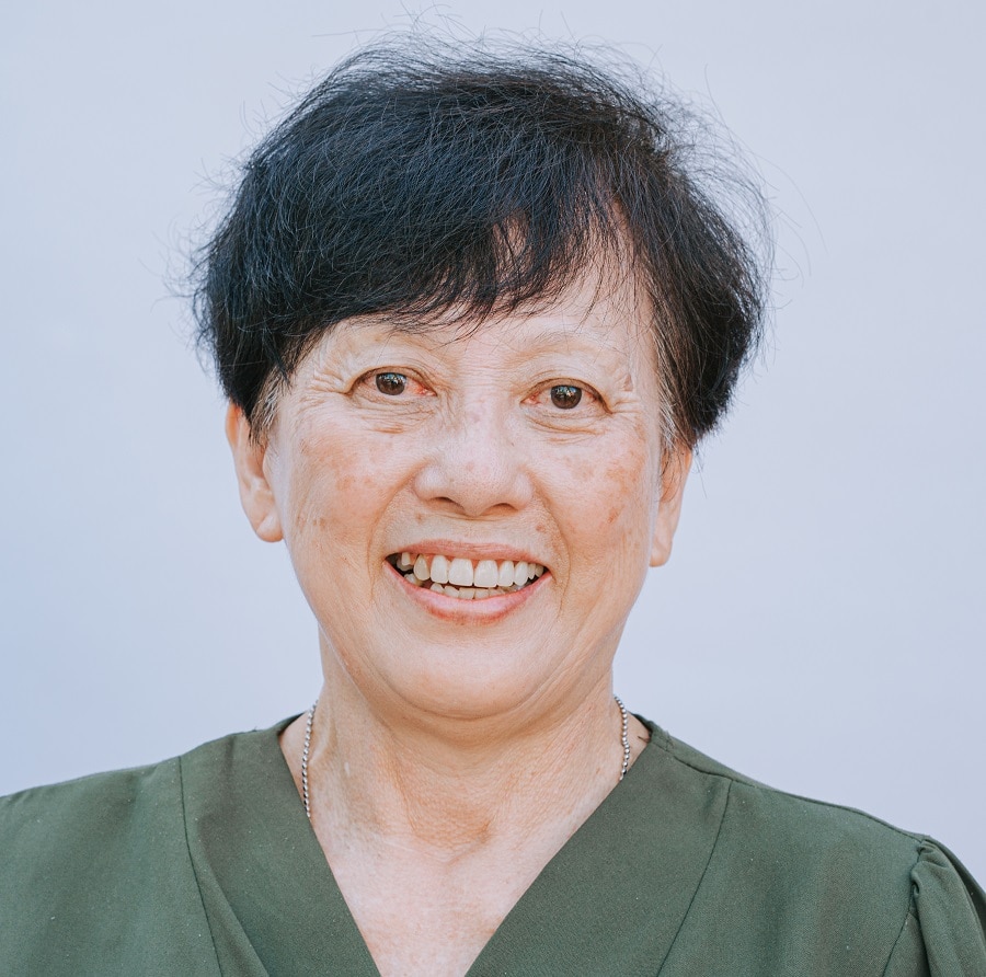 short hairstyle for asian women over 50 with oval faces