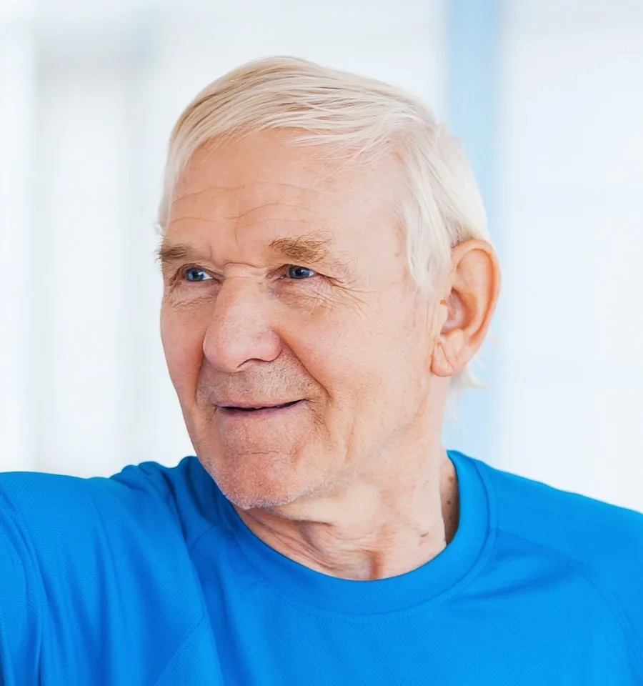 short hairstyle for balding men over 60