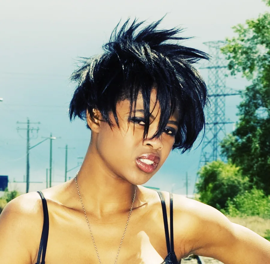short hairstyle for black emo girls