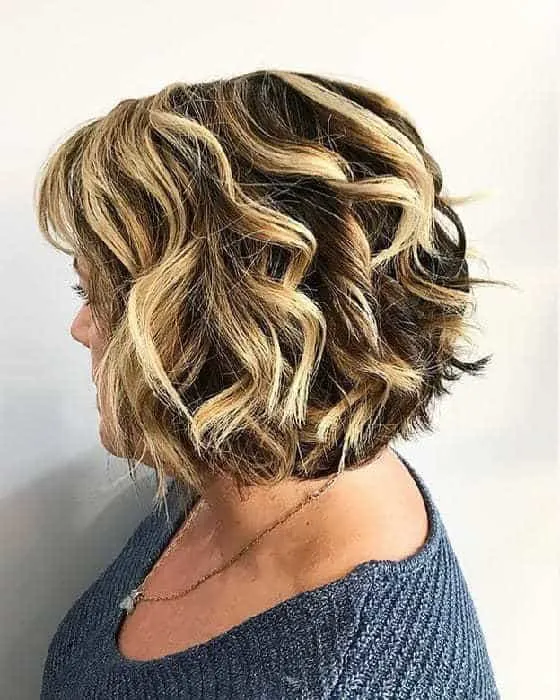 women over 40 with short wavy hair