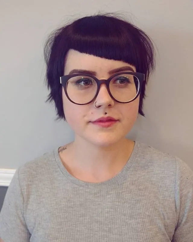 Short hairstyle with glasses and bangs