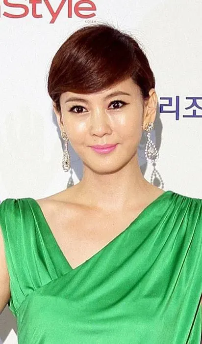 pixie cut for korean women