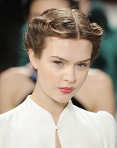 60 Flattering Short Hairstyles for Women With Oval Faces