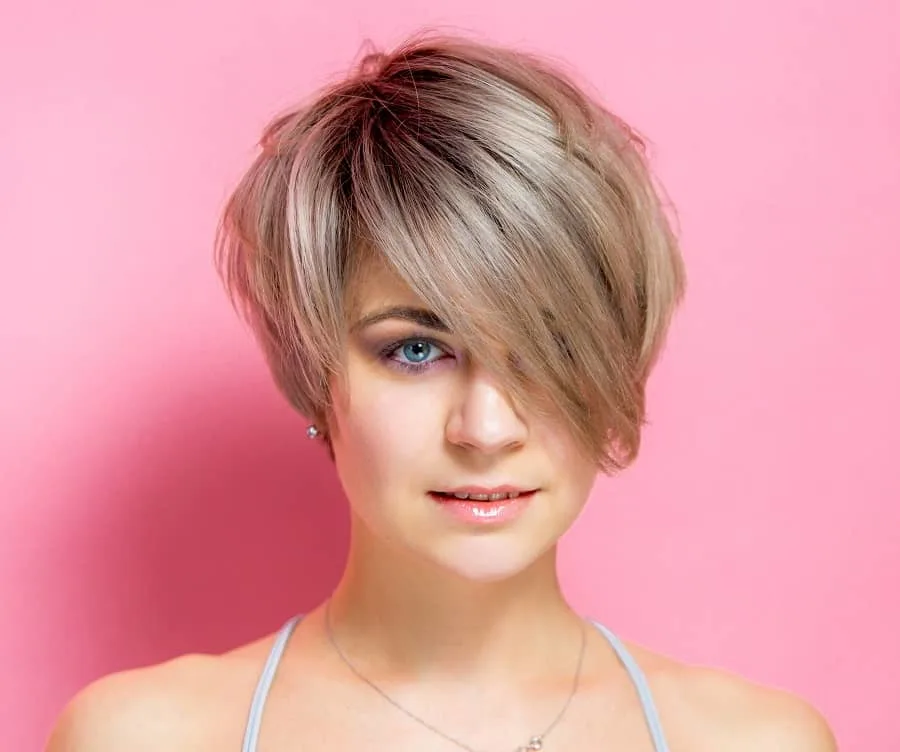 pixie hairstyle for square face