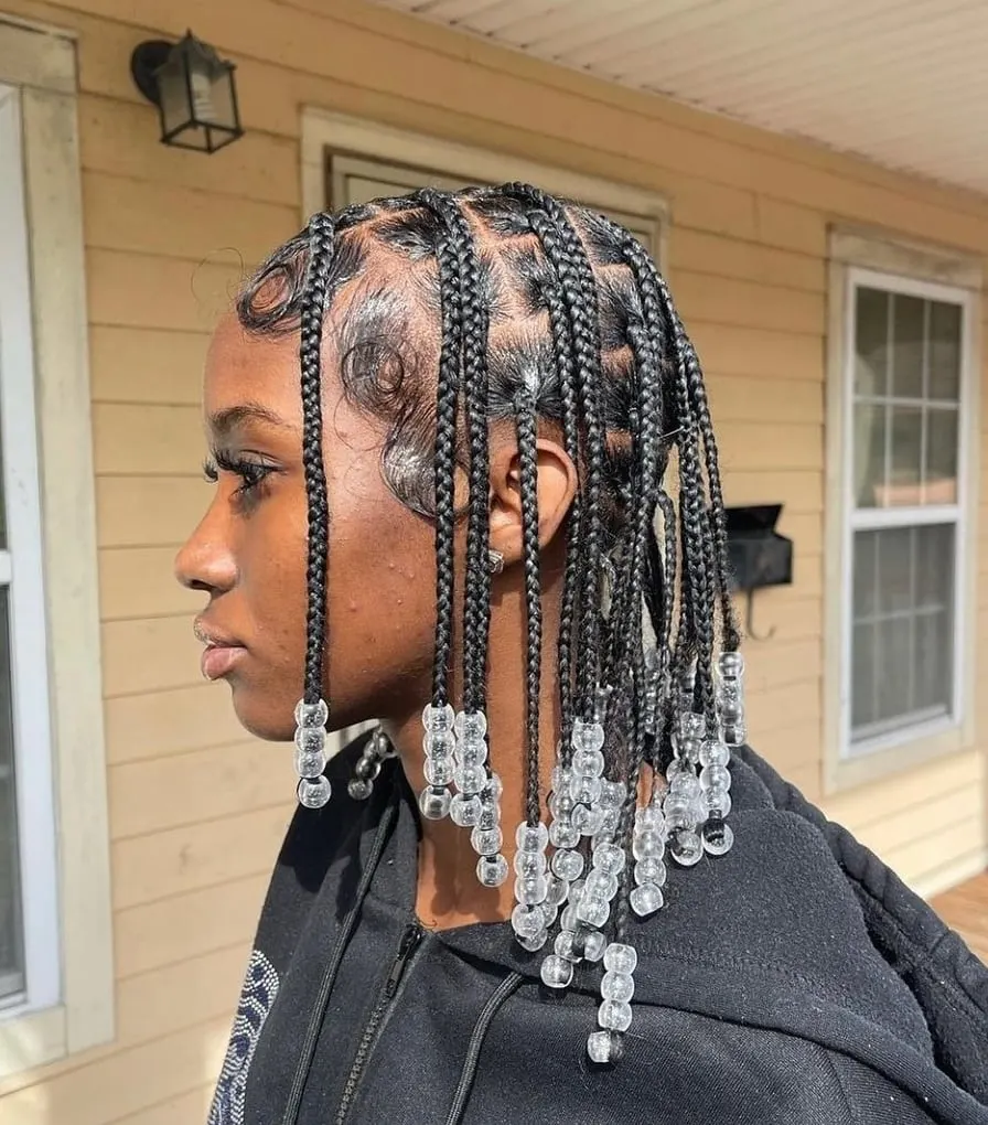 short knotless braids with beads