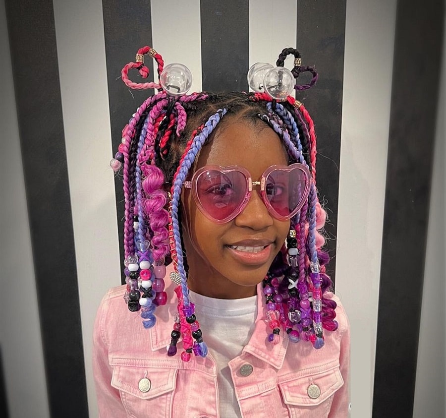 short knotless braids with beads for little girls