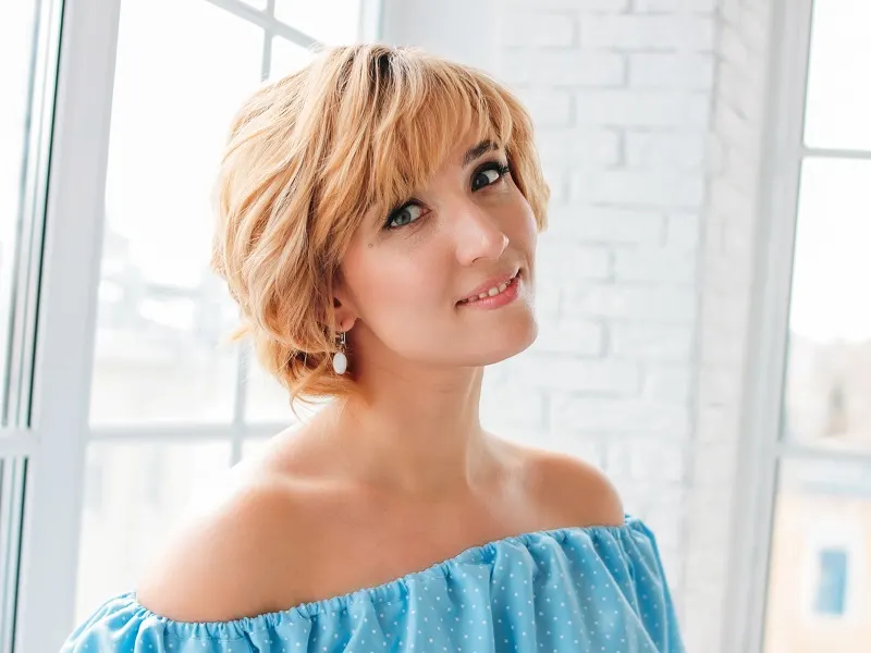 short layered bob with bangs