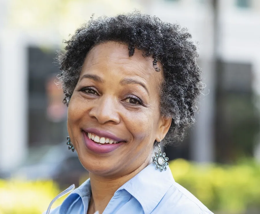 short layered hairstyle for black women over 50