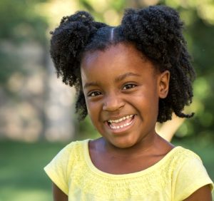 20 Cute & Easy Natural Hairstyles for Your Little Girls – HairstyleCamp