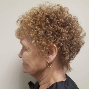 30 Gorgeous Short Permed Hairstyles for Women Over 60 – HairstyleCamp