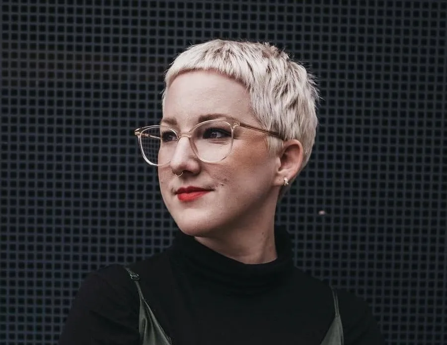 short pixie haircut with glasses