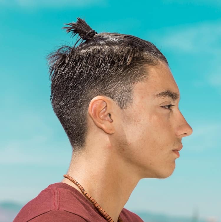 short ponytail for man