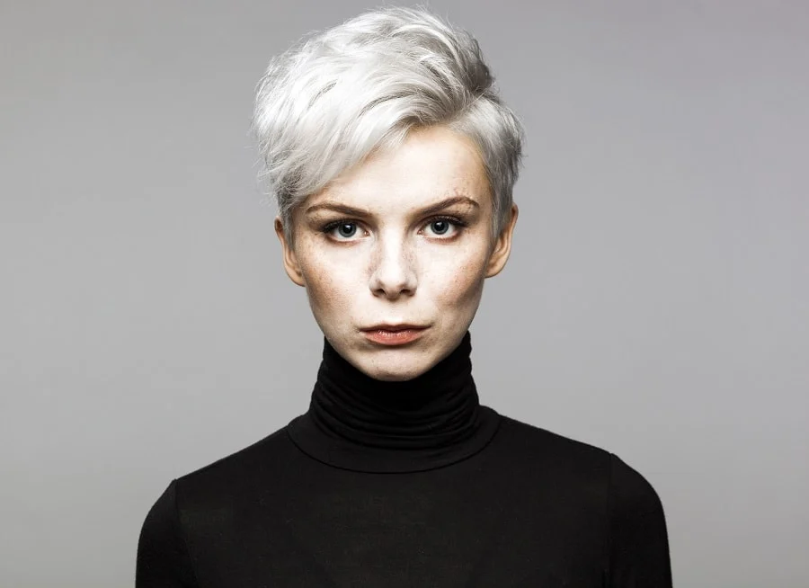 short silver hairstyle for high neck dresses