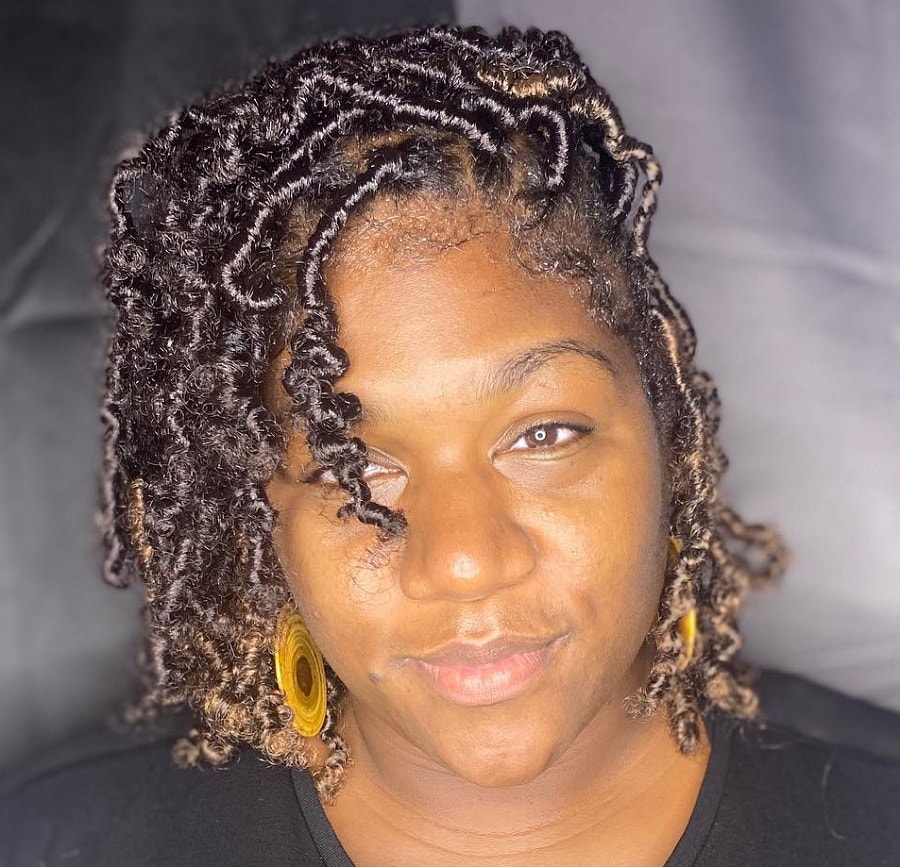 short soft locs hairstyle