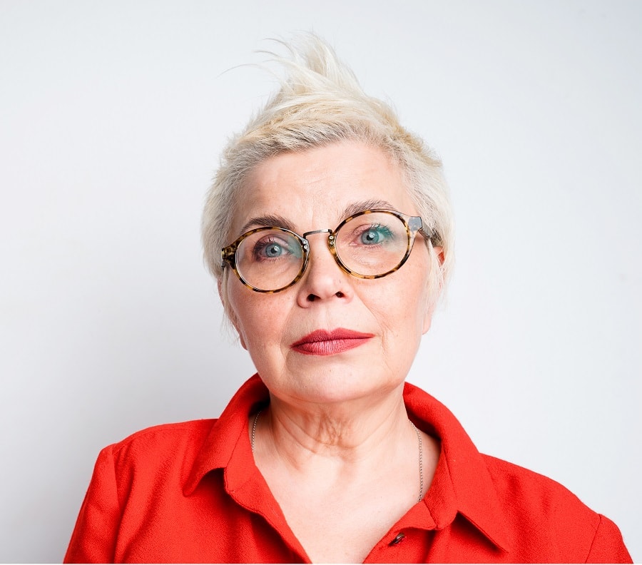 short spiky hair for women over 50 with glasses