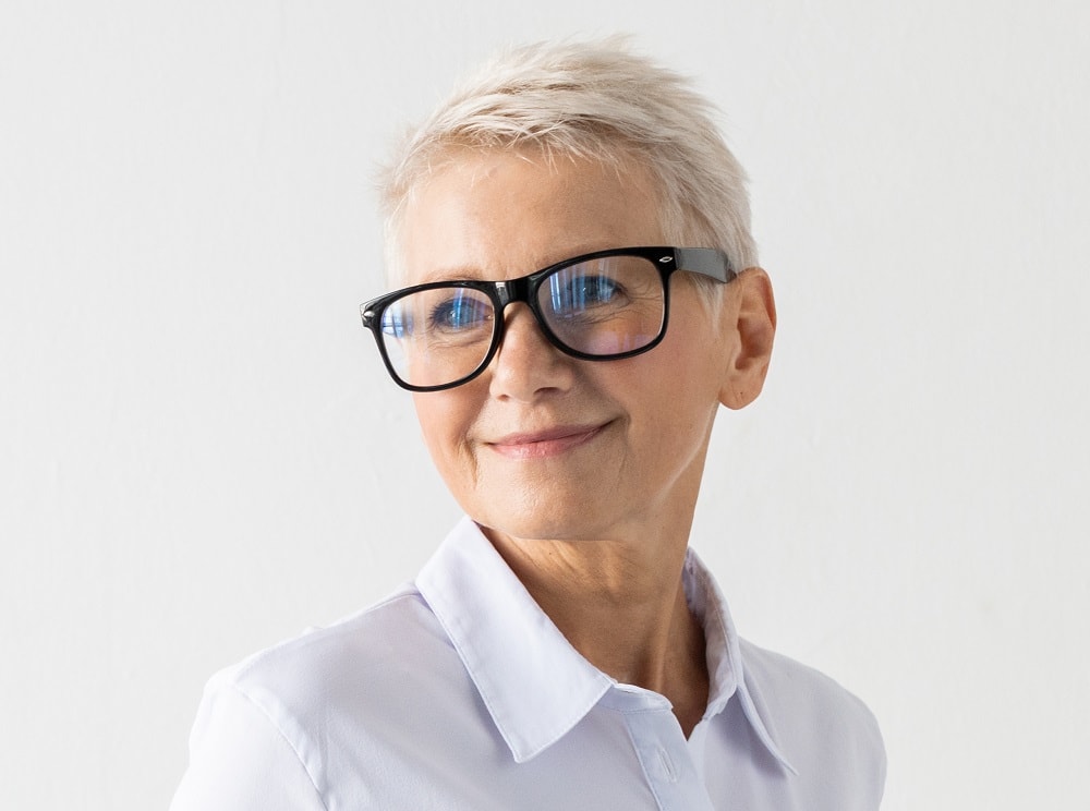 short spiky haircut for women over 60 with glasses