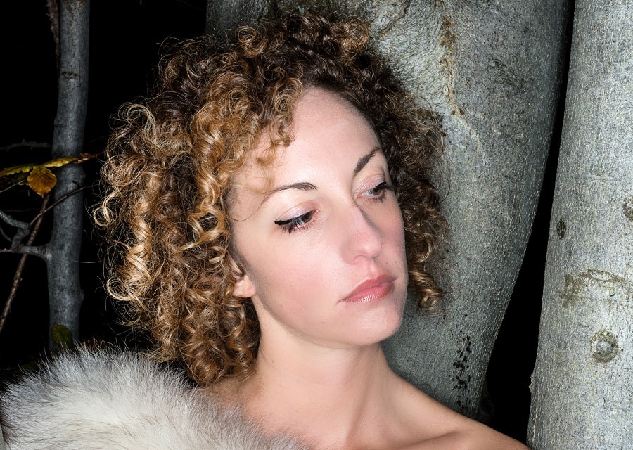 short spiral perm hairstyle