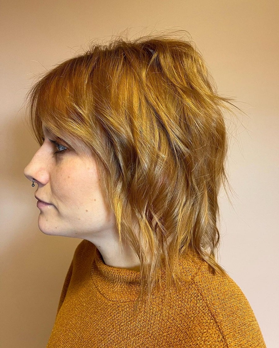 short strawberry blonde hair with layers