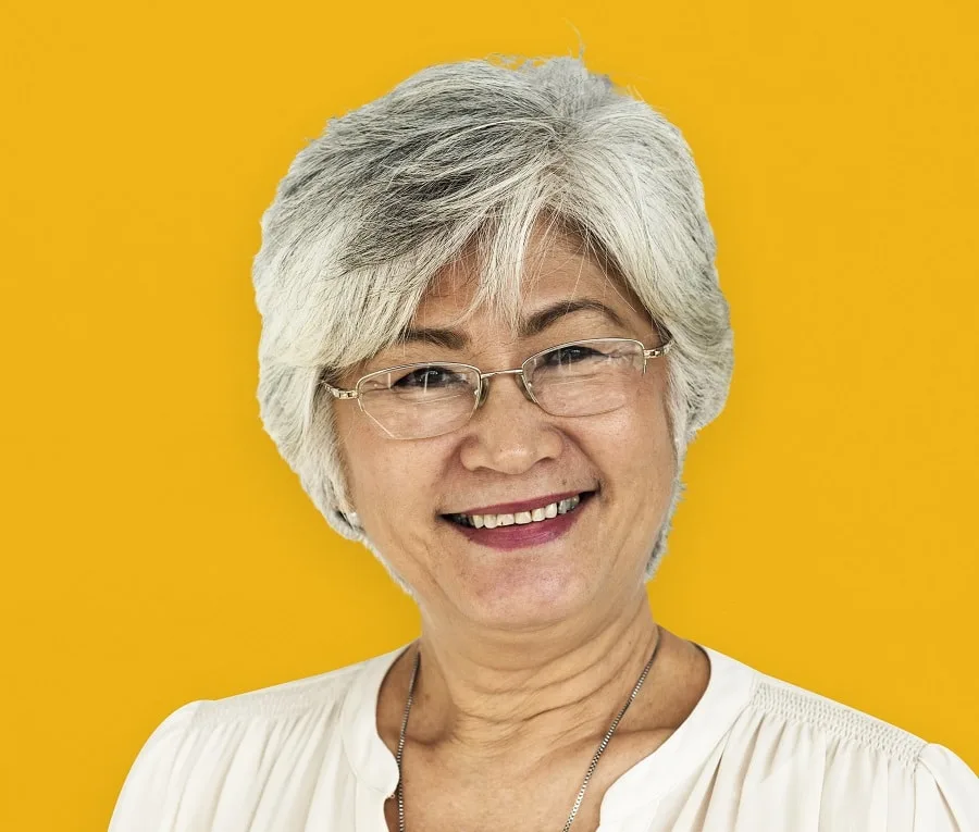 short thick hair for women over 50 with glasses