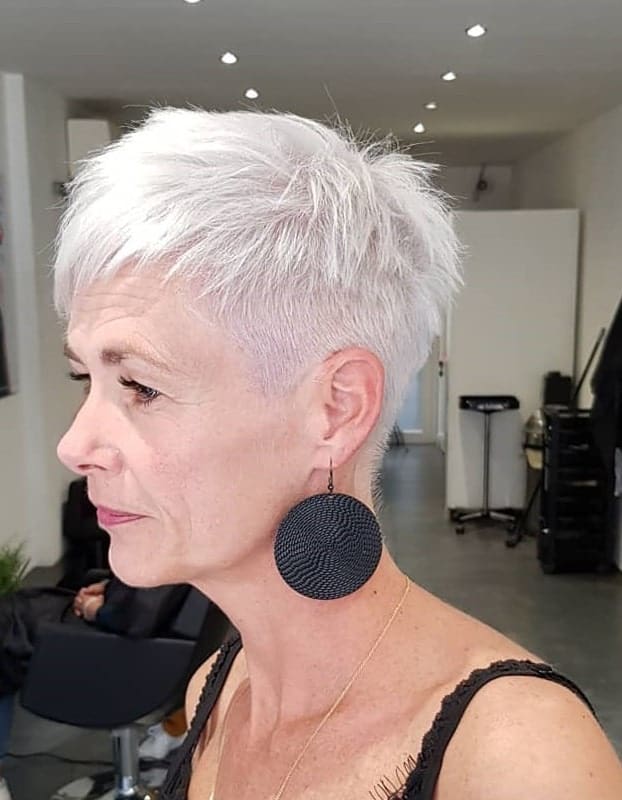 20 Short White Hair Color Ideas & Styles for 2023 – HairstyleCamp